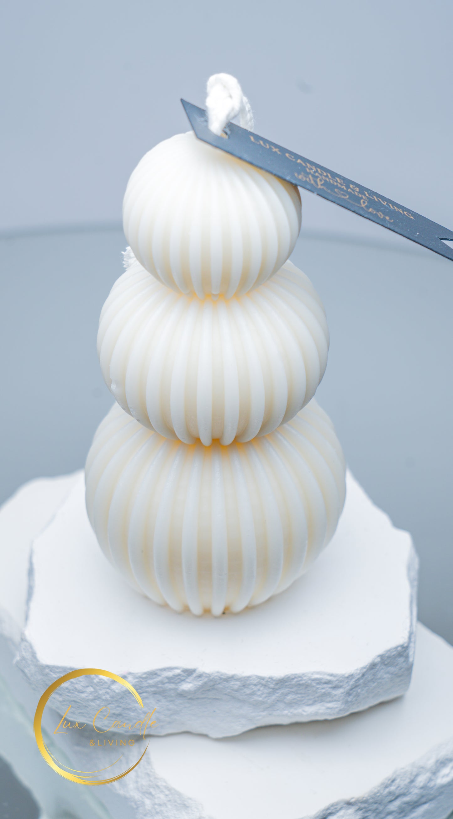 Minimal Sphere Candle