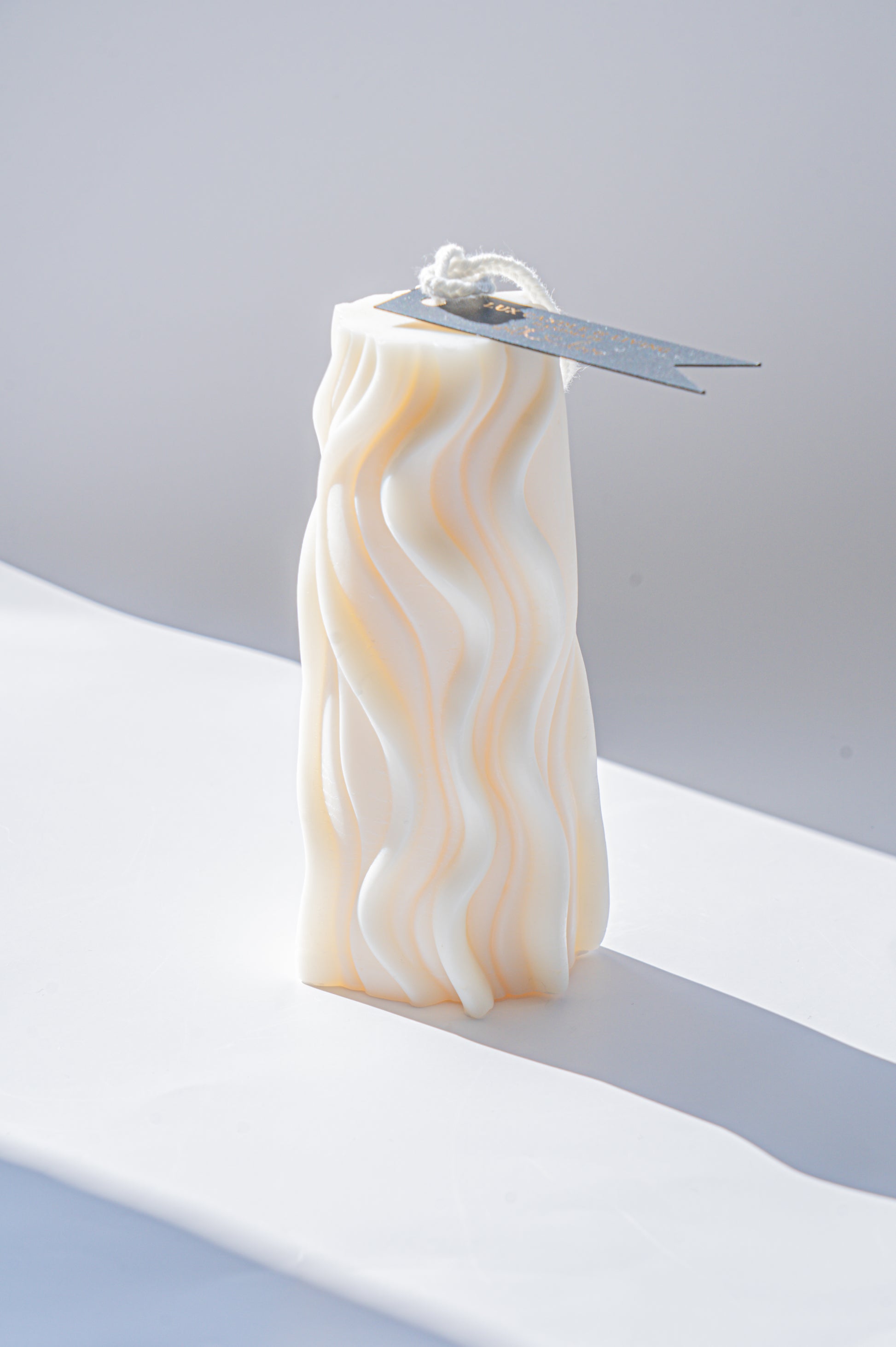 Sculpted Flow - Lux Candle & living